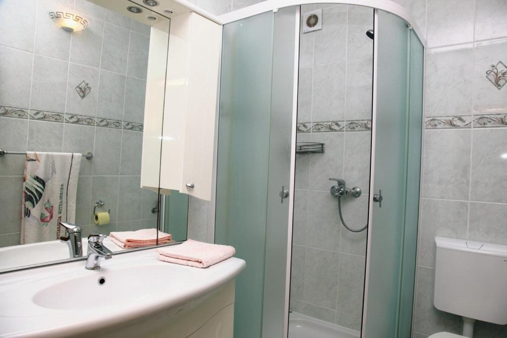 Apartment Maskovic Karbuni